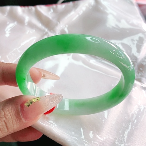 未镶嵌手镯翡翠2788