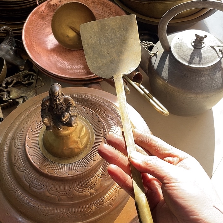 老式铜件古朴典雅的