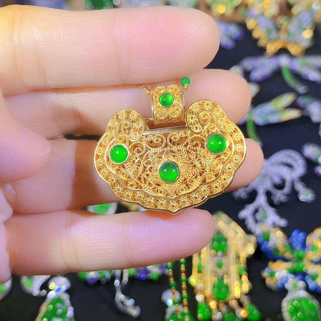 吊坠(不含链)银S925镶嵌翡翠