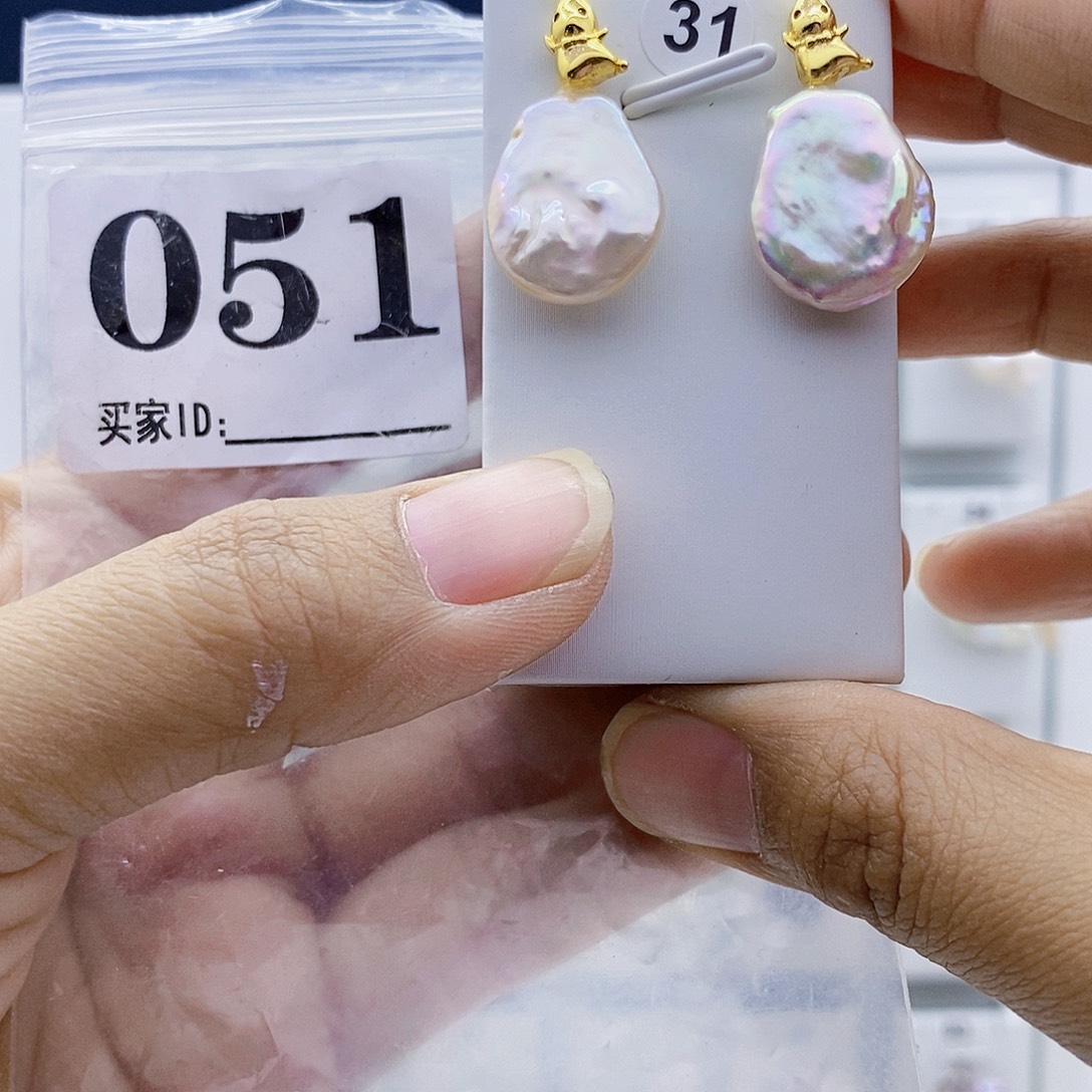 淡水珍珠颈饰钛钢