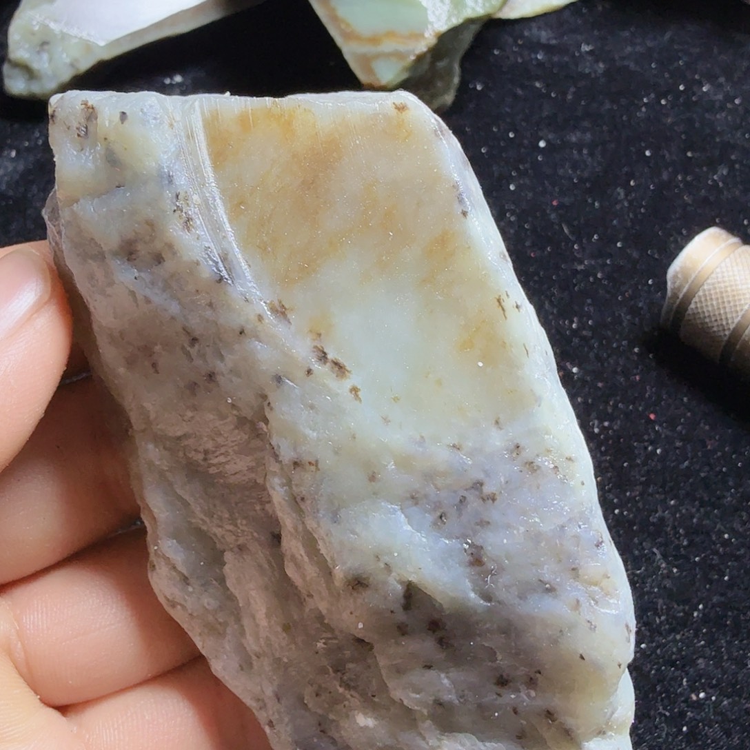 和田玉（糖玉）未镶嵌珠宝半成品