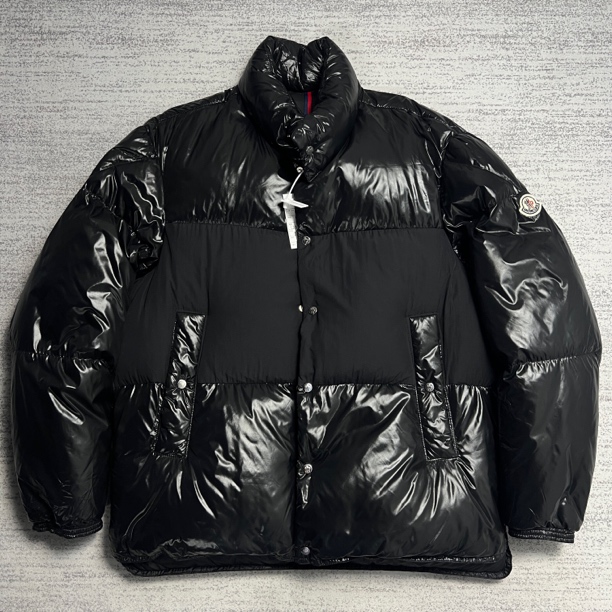 99新 MONCLER 盟可睐 蒙口 1 黑色亮面拼接面包服羽绒服