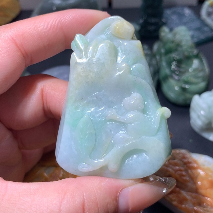 翡翠未镶嵌颈饰保真天然A货翡翠
