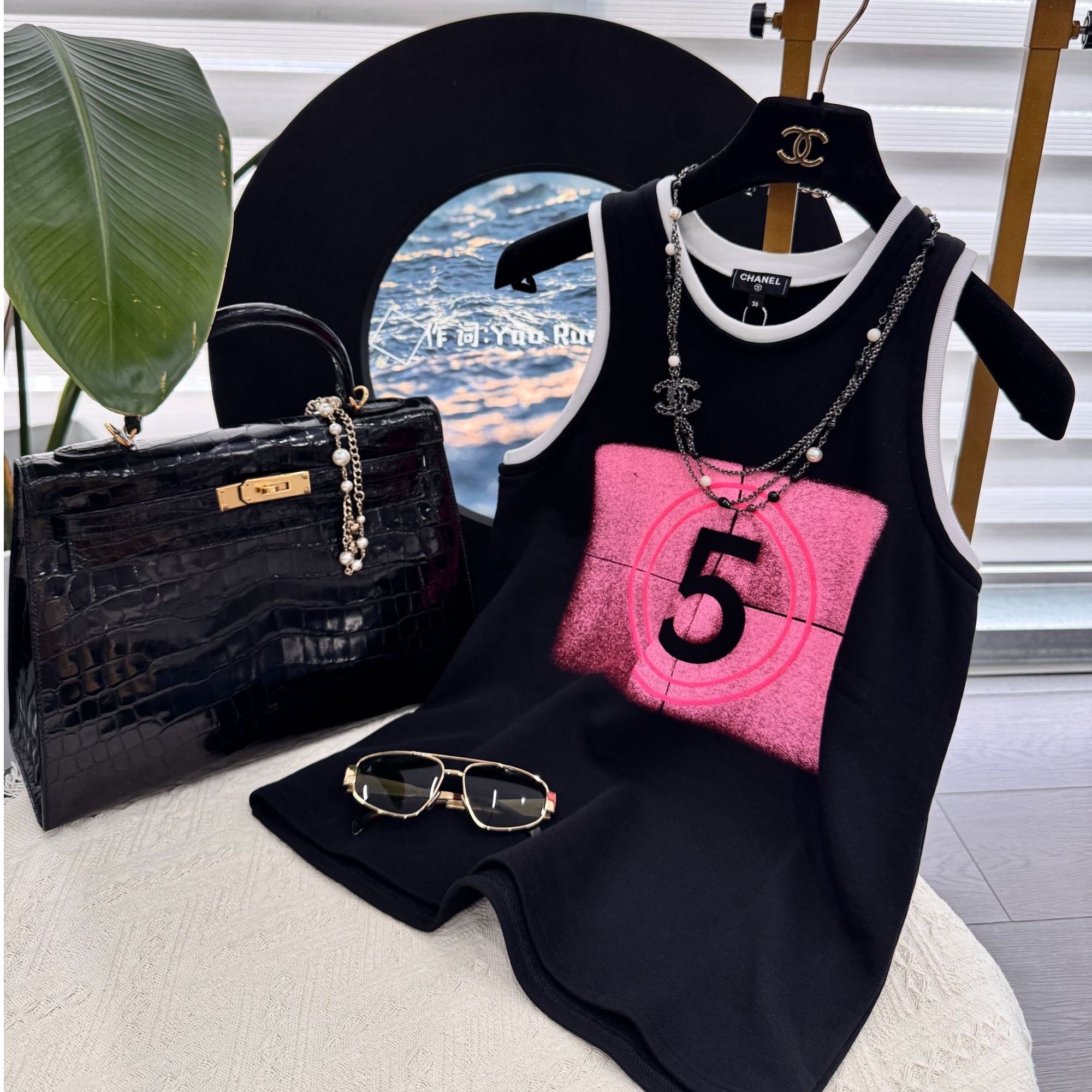 99新 Chanel/香奈儿 21S粉色5号背心 36码 