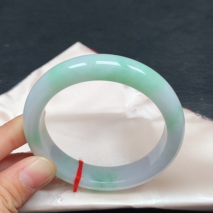 未镶嵌手镯翡翠57圈