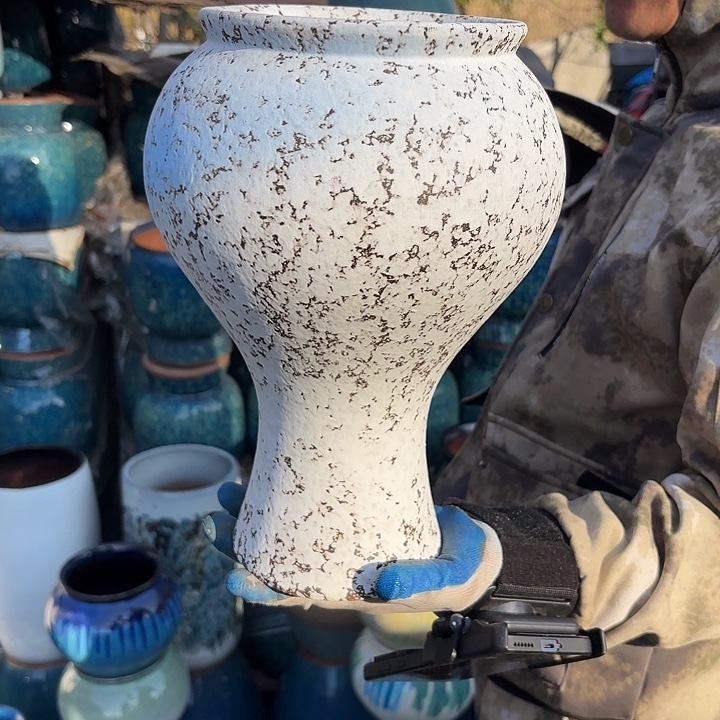 高度30厘米口15厘米