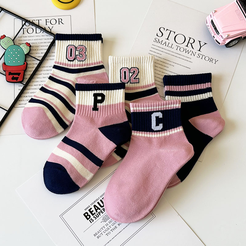 爱嘀嗒儿童袜子春夏季女童条纹可爱公主风学生中短筒潮袜宝宝棉袜