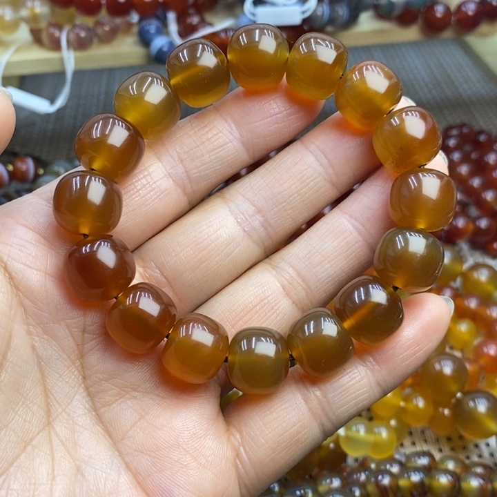 L***N玛瑙/玉髓未镶嵌手链