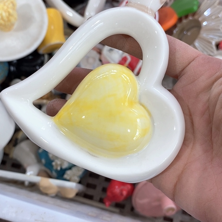 摆件陶瓷树脂材料