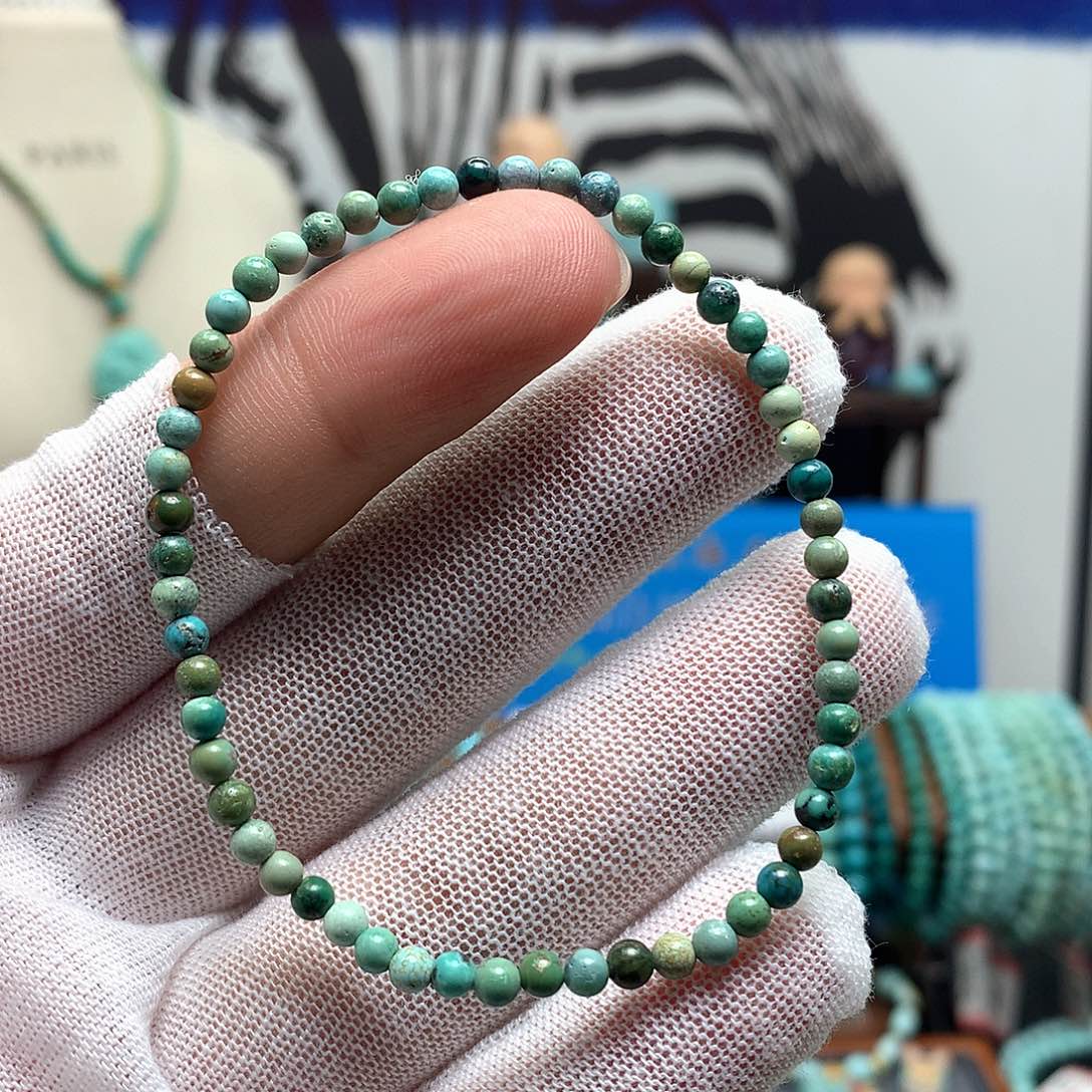 绿松石未镶嵌挂件