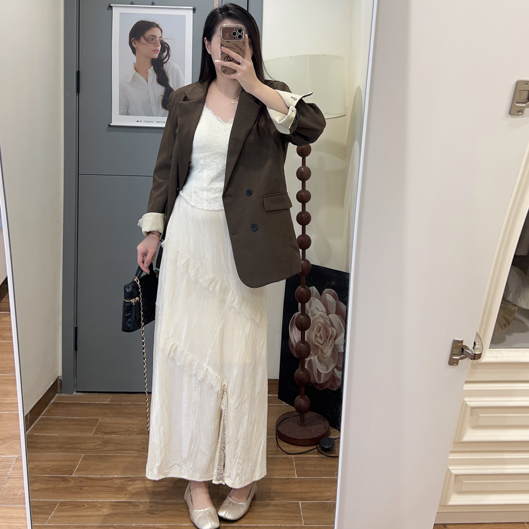 GRR,【温柔一点】气质丝绒蕾丝拼接显瘦抓绒半身裙