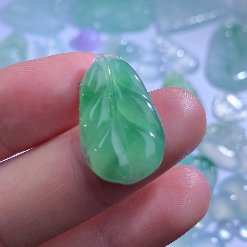 【闪购商品】翡翠颈饰未镶嵌缅甸A货翡翠