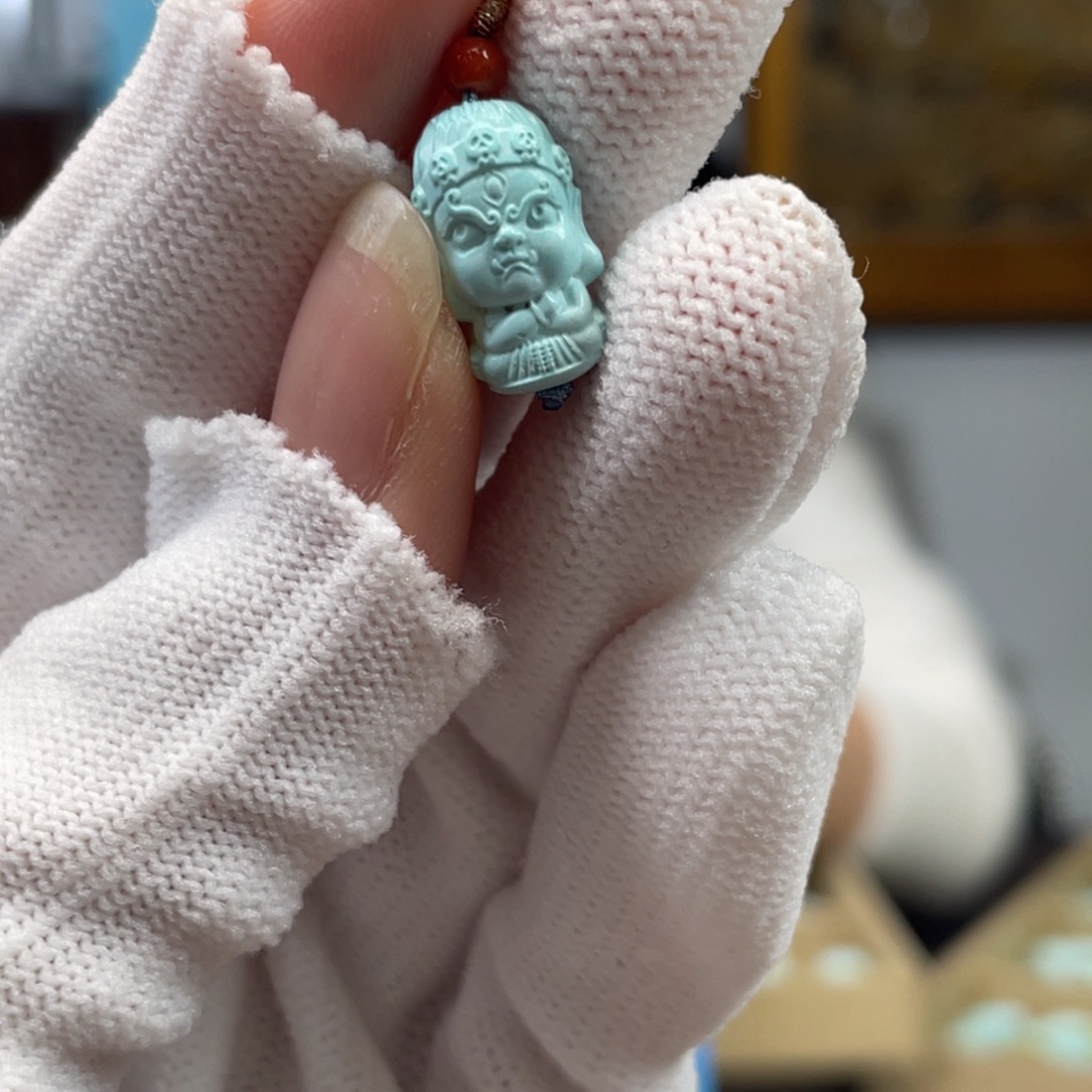 绿松石未镶嵌挂件