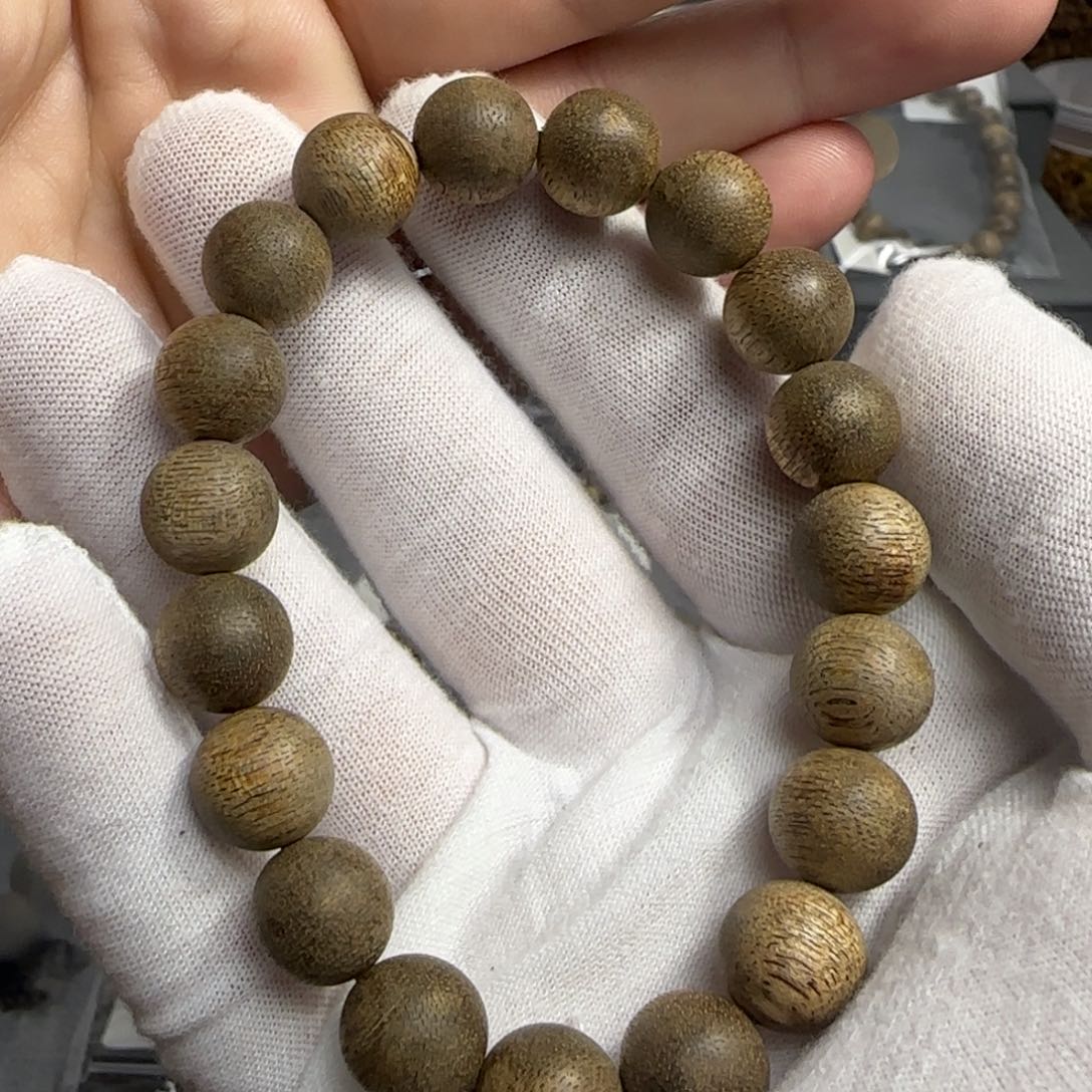 沉香沉香碎屑柬埔寨9.4克+