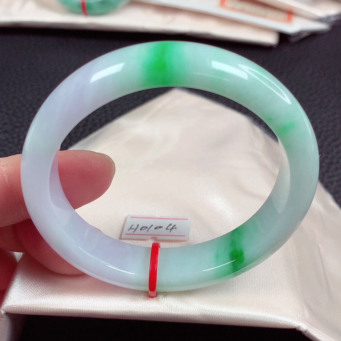 翡翠手镯未镶嵌天然翡翠手镯