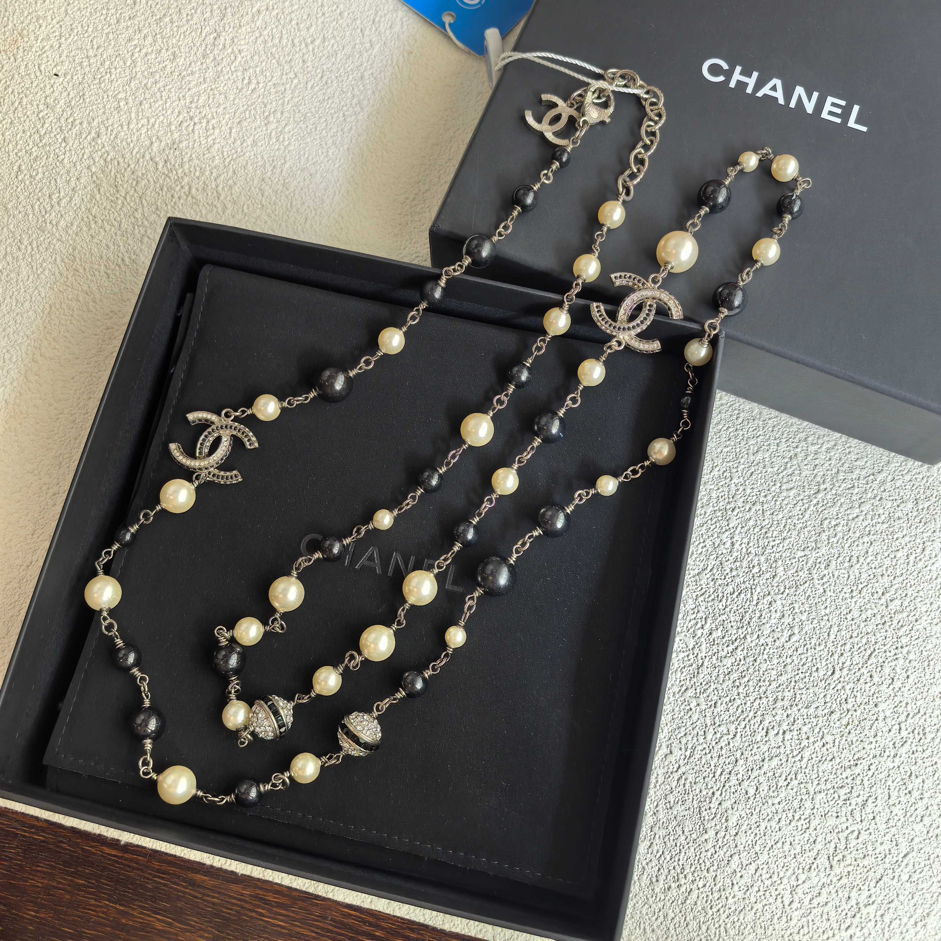 95新 Chanel/香奈儿 泡泡中古Chanel水钻双C黑白珍珠项链