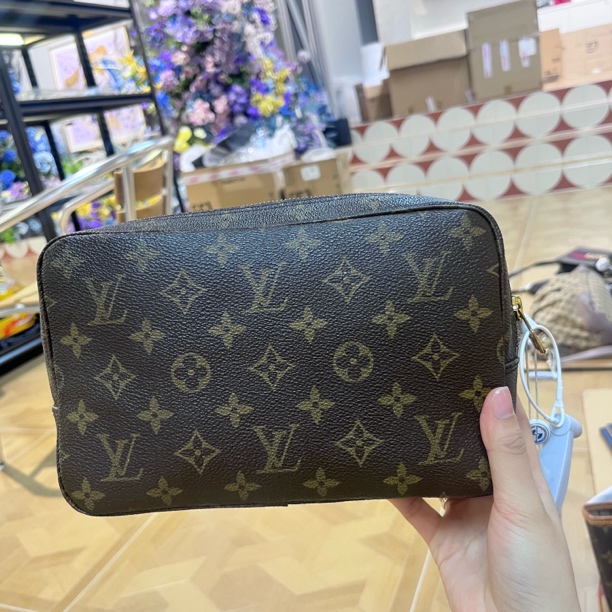 95新 LouisVuitton/路易威登 95新 路易威登 单肩包