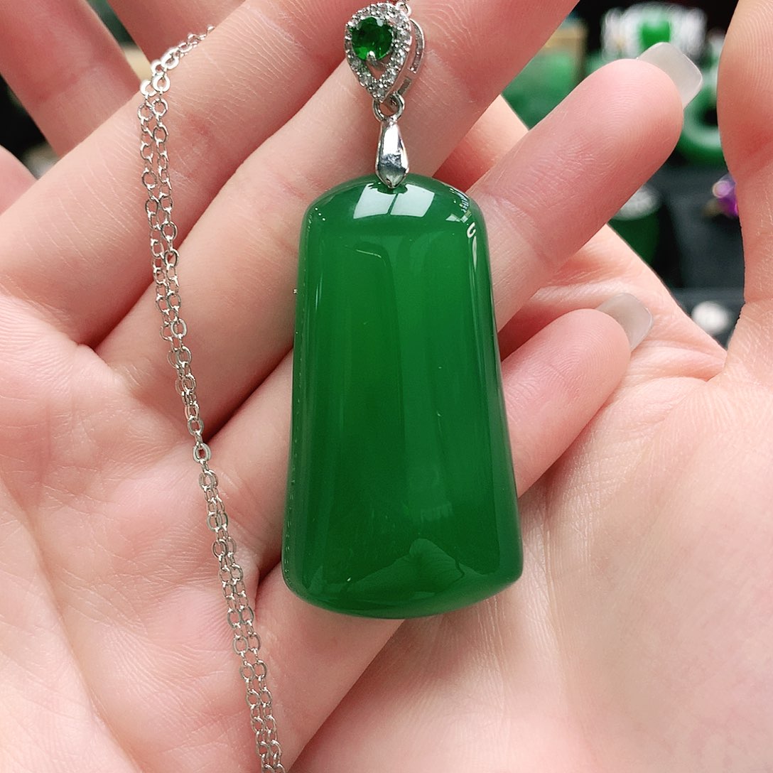 玛瑙/玉髓未镶嵌吊坠