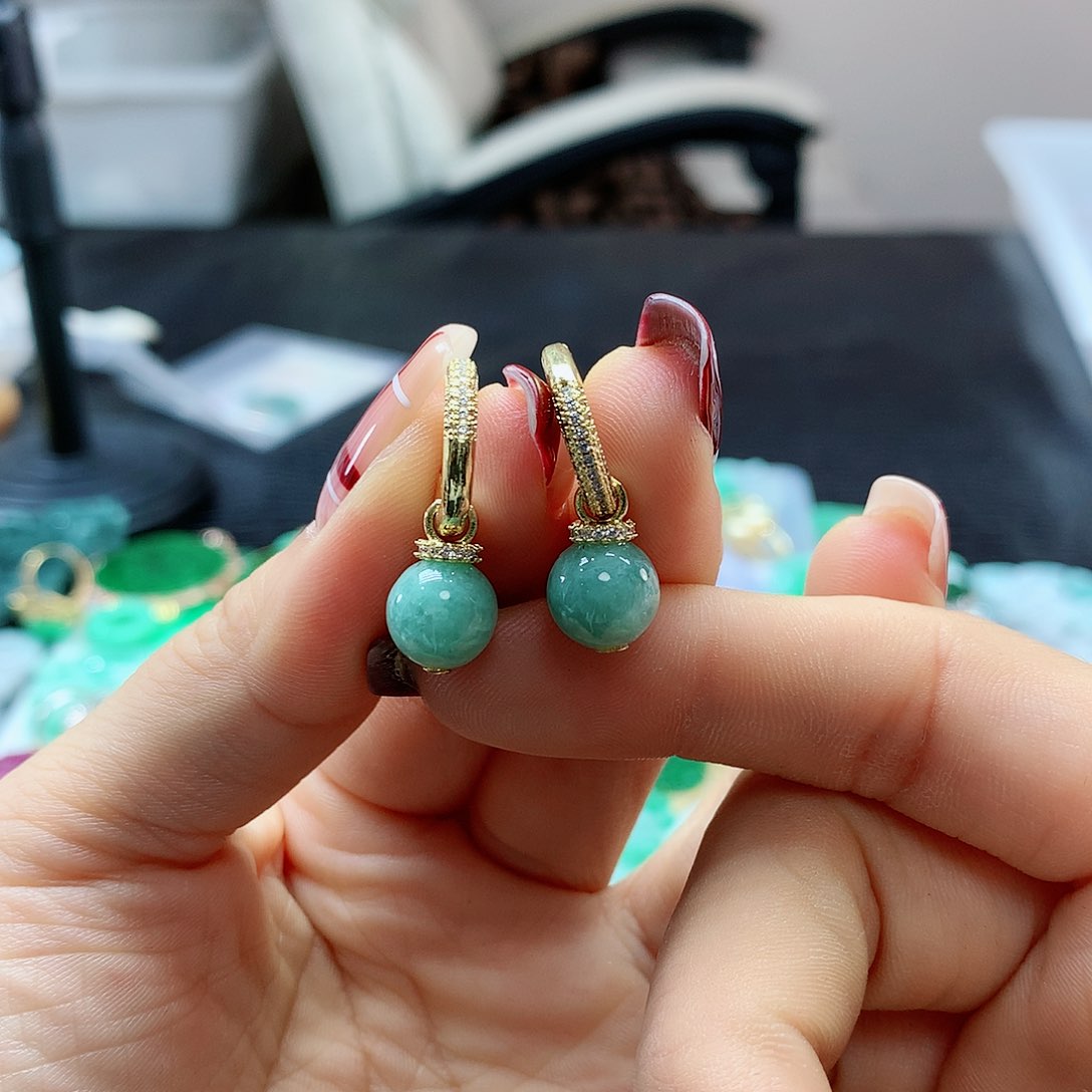 【闪购商品】翡翠耳饰未镶嵌，