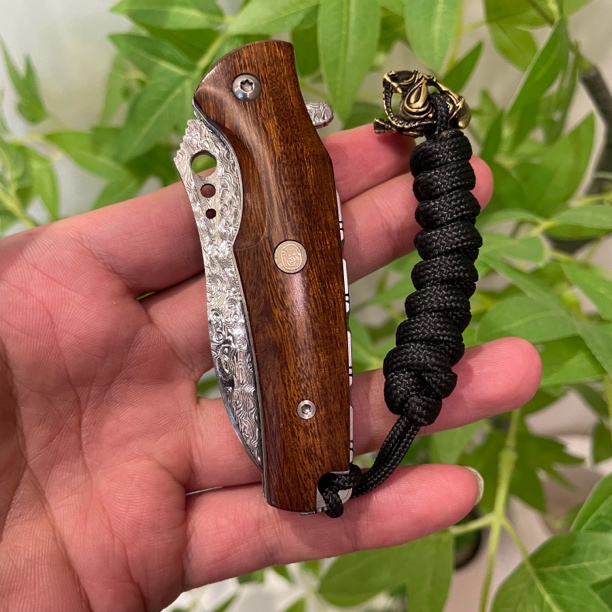 简师傅小鹰隼折叠刀户外爬山露营烧烤野炊携带方便大马士革钢