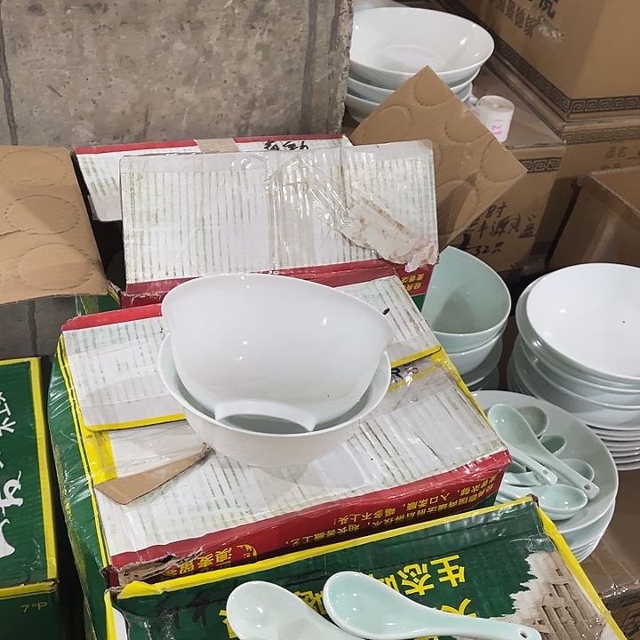 瓷片高白泥五英寸面碗两个微瑕包邮