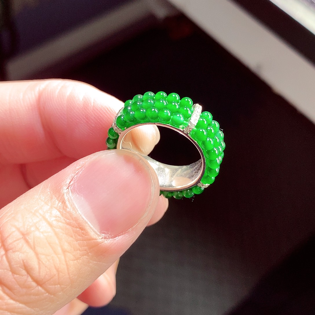 翡翠手链未镶嵌天然翡翠手链未镶嵌