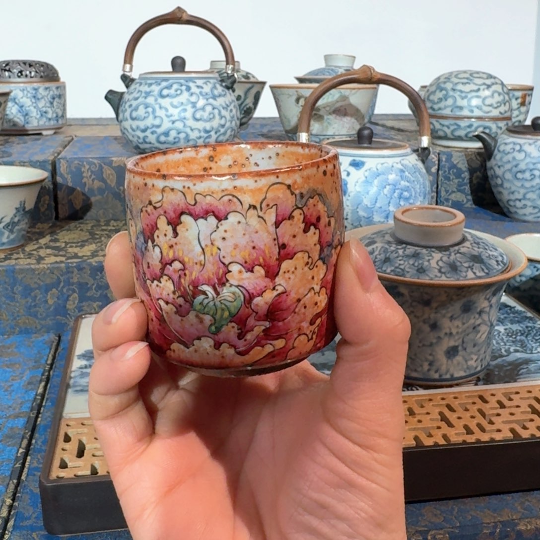 曾燕宝手绘牡丹主人杯