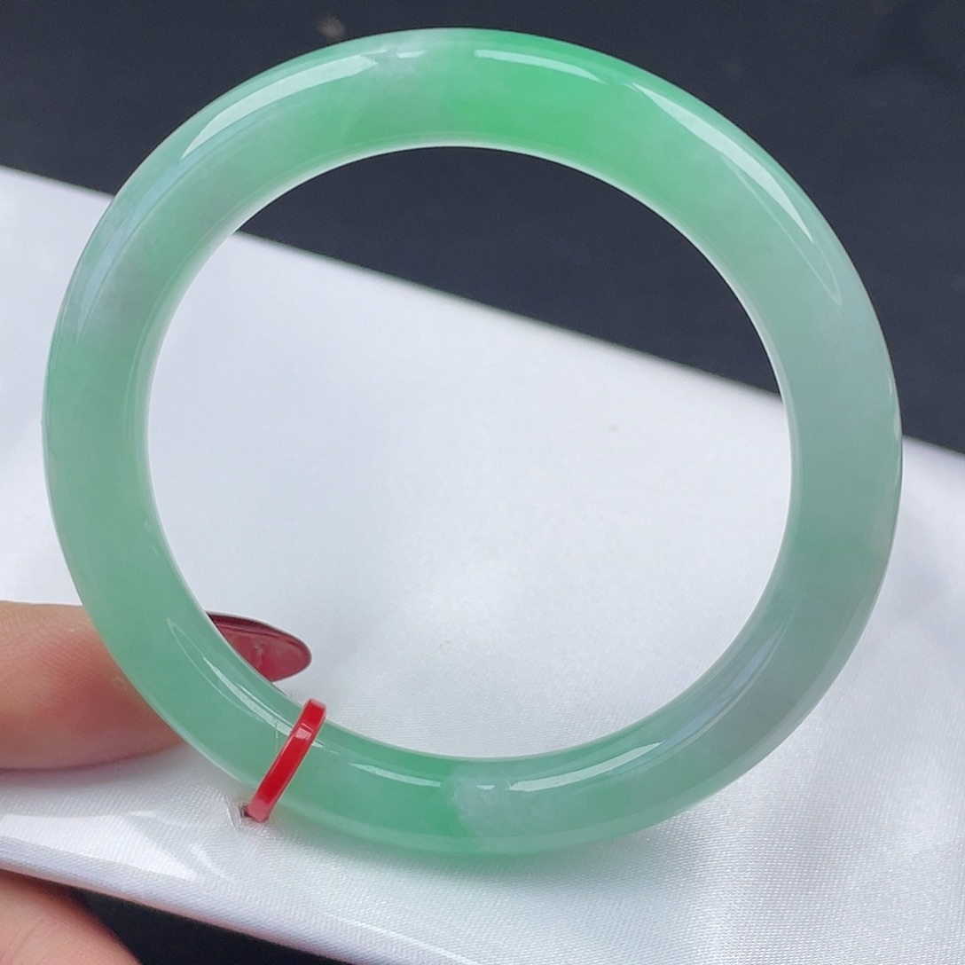 翡翠未镶嵌手镯51圆条