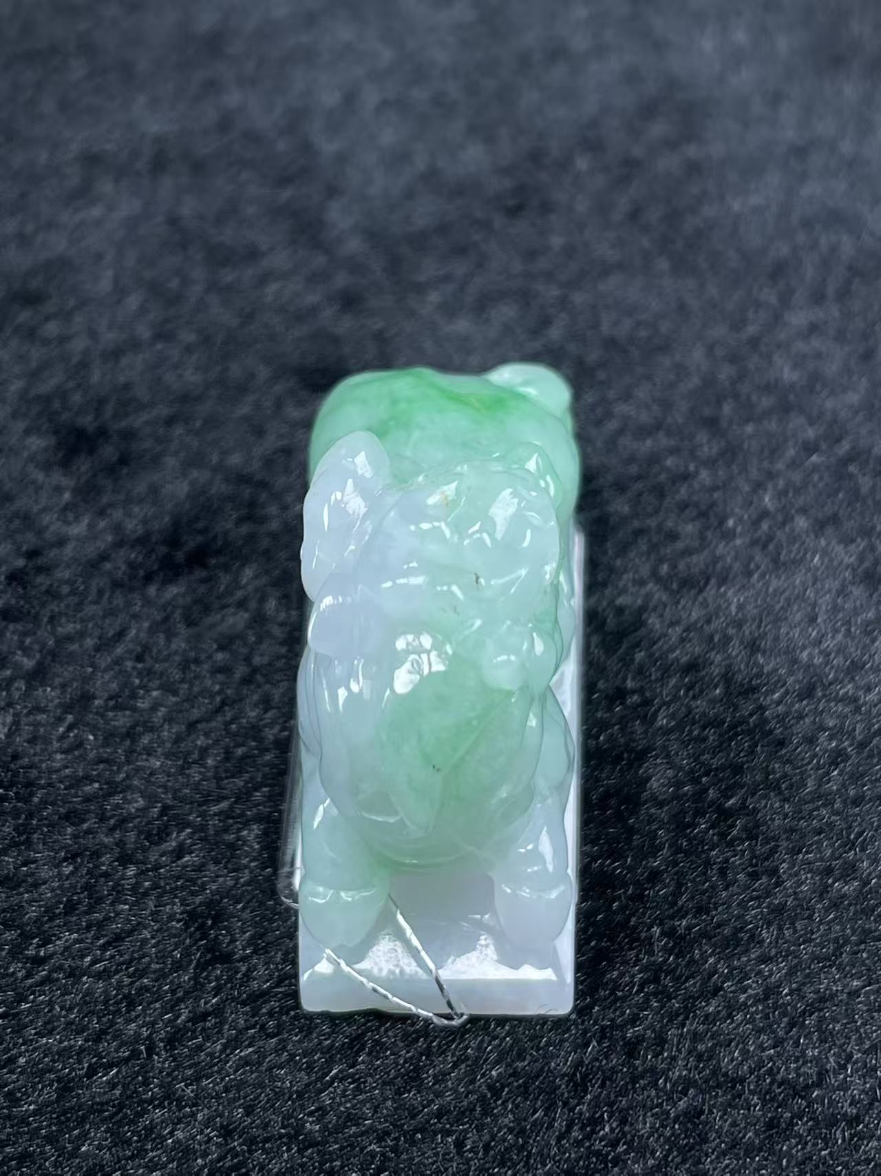 缅甸翡翠A货吊坠