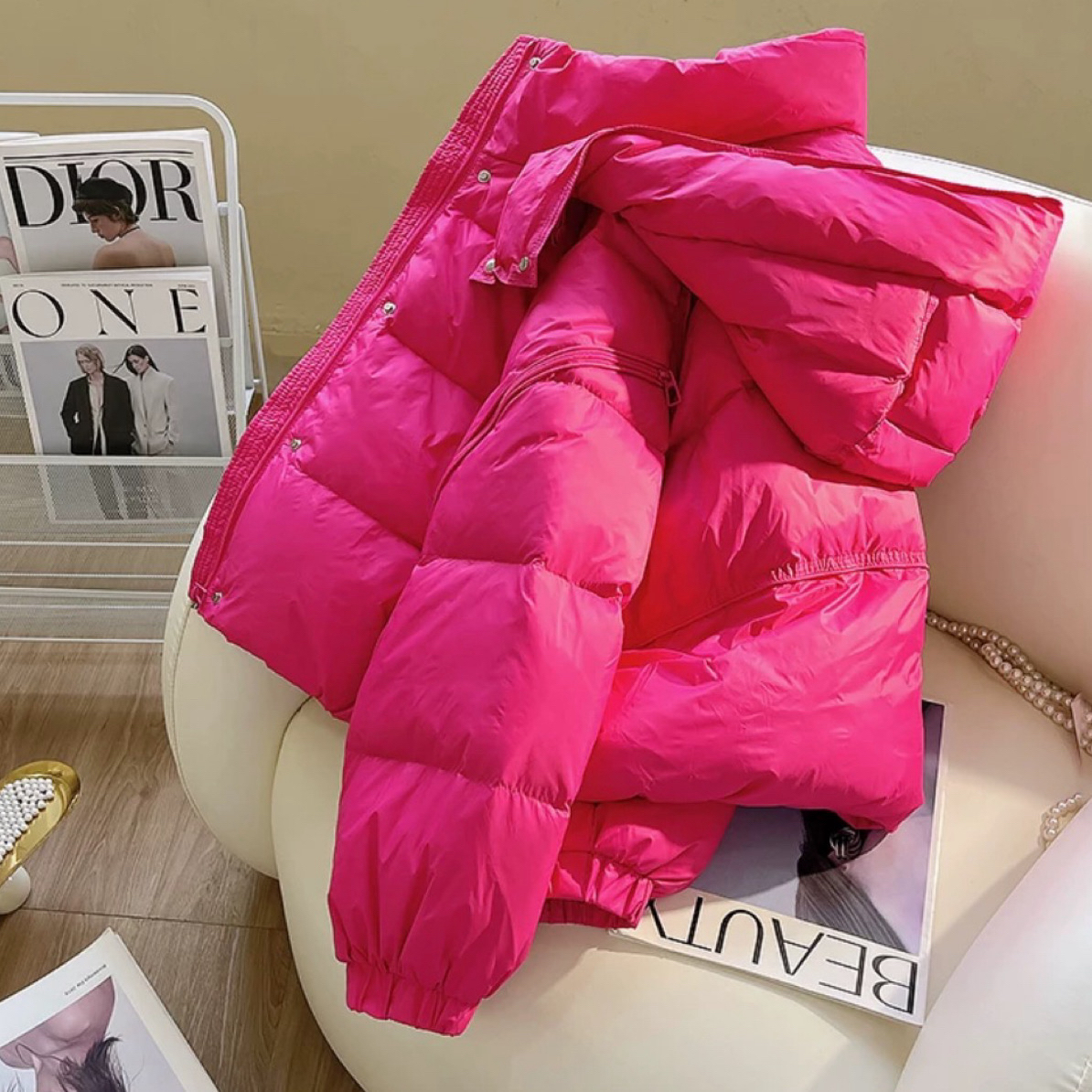 欢欢家5303拉链新款韩系连帽短款宽松保暖白鸭绒女士羽绒