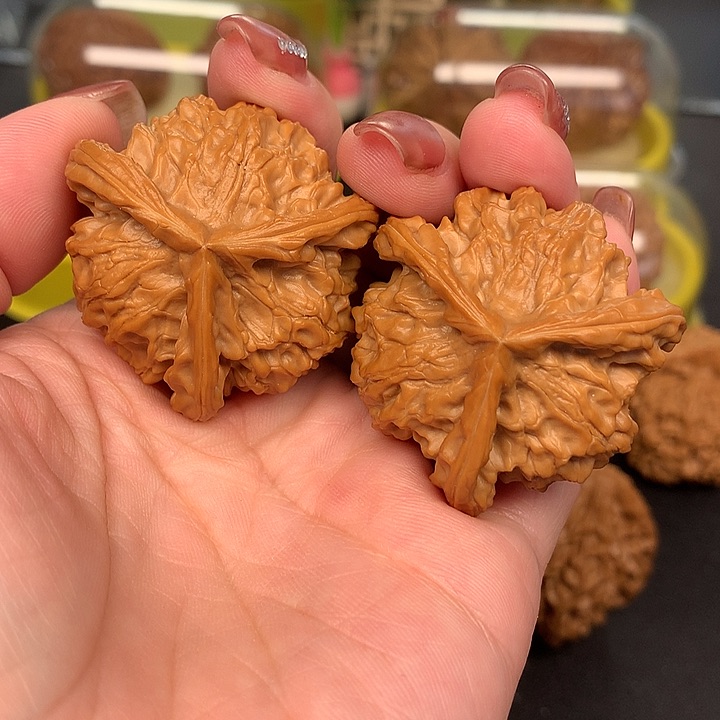 文玩核桃吊坠?**帥40三棱