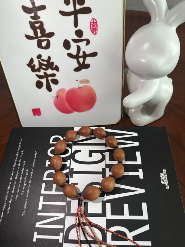 广西橄榄核（水滴核）短圆饱满手持料