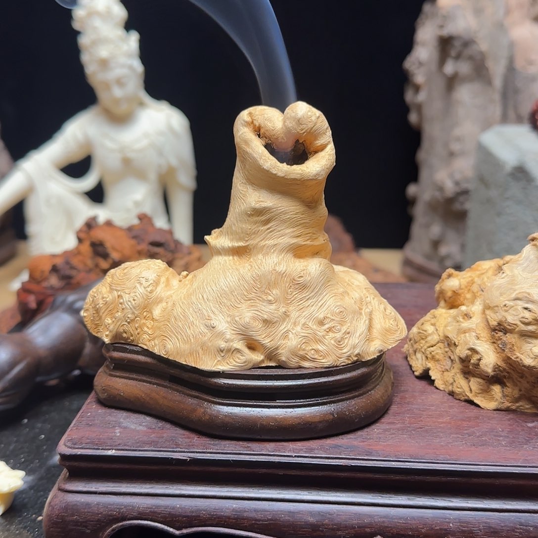 鑫***垚荔枝木香炉山毛料毛料