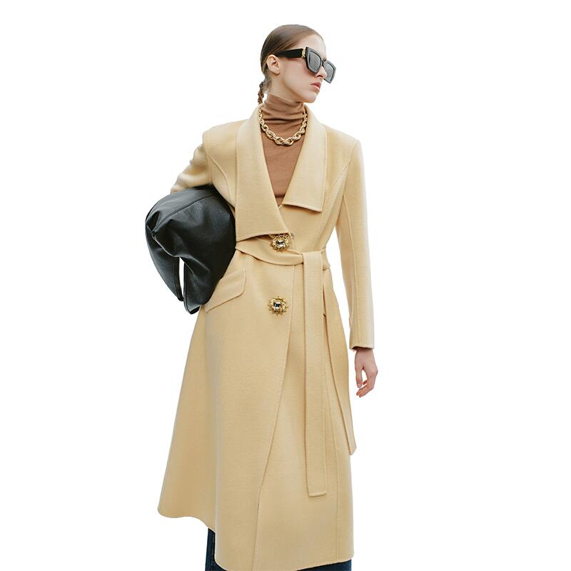 叶谦原创设计师2025年冬新款不对称解构领绵羊毛大衣YEFLC18132