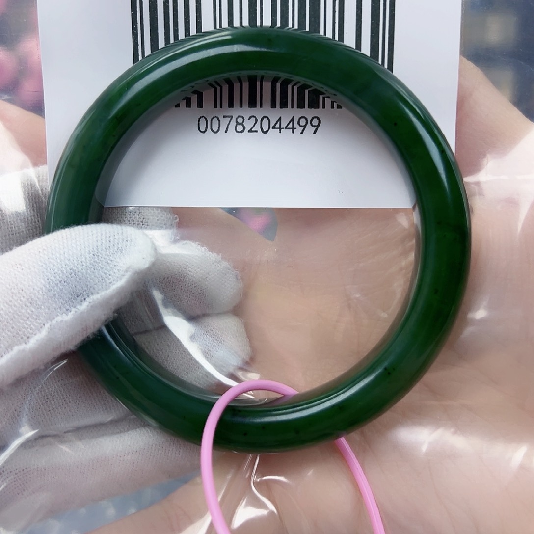 和田玉（碧玉）手镯未镶嵌60包容