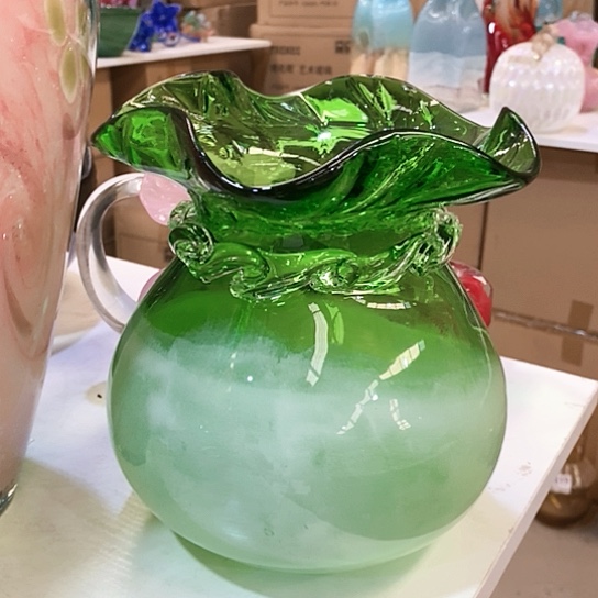 琉璃花瓶高19厘米9公分