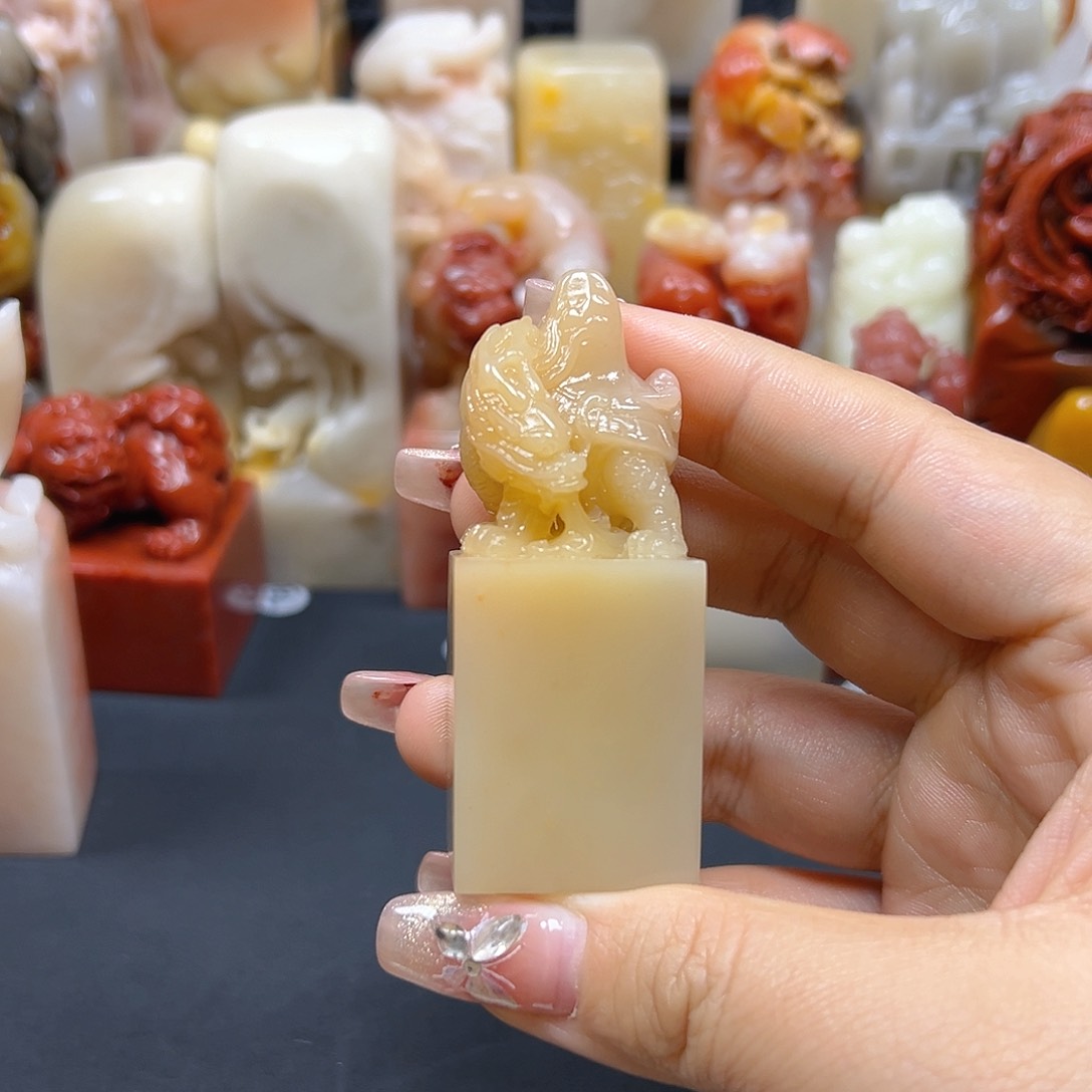 寿山石?*坦印章雕刻工艺