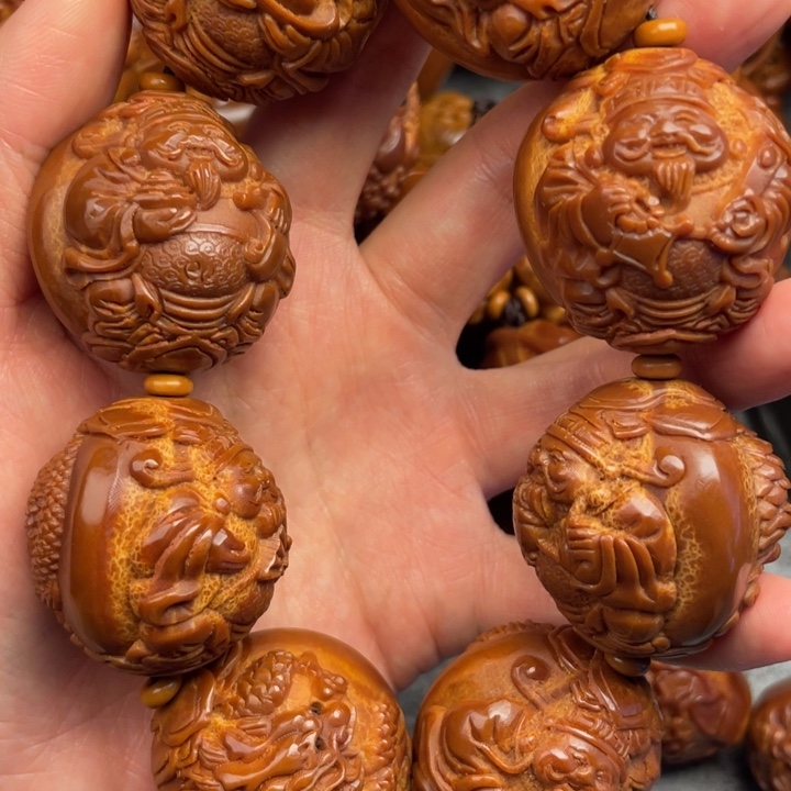 左****橄榄核吊坠橄榄核