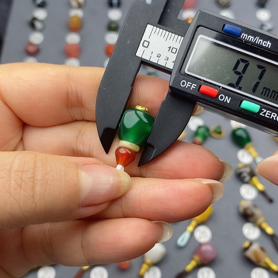 玛瑙/玉髓饰品合金