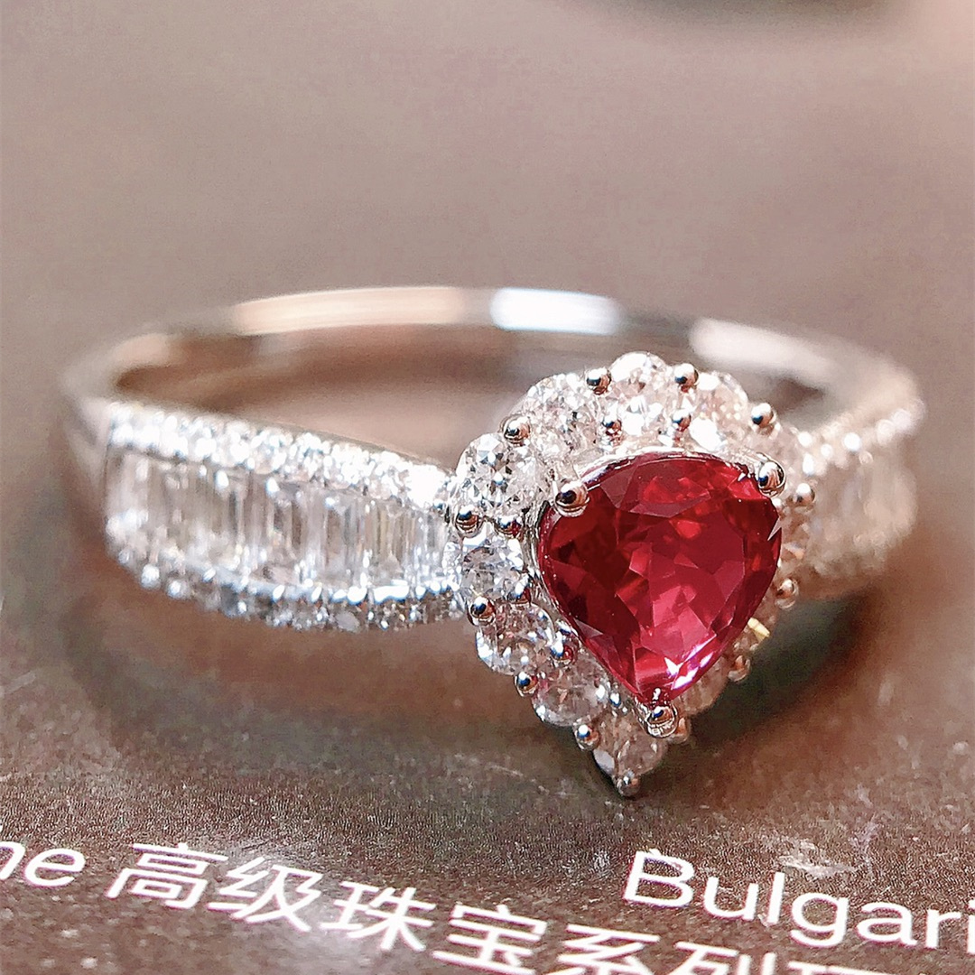 红宝石戒指/0.6ct天然红宝石18K金钻石附GUILD证#GA