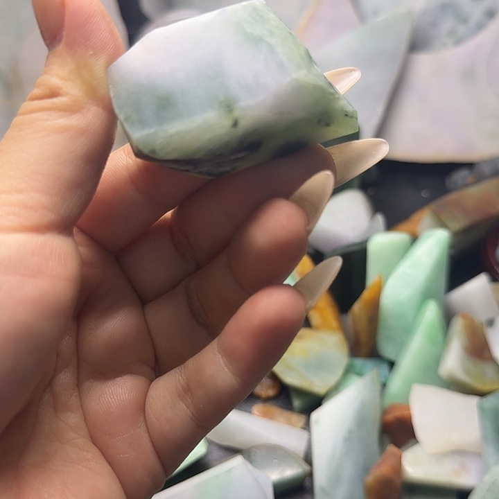 定制翡翠未镶嵌翡翠