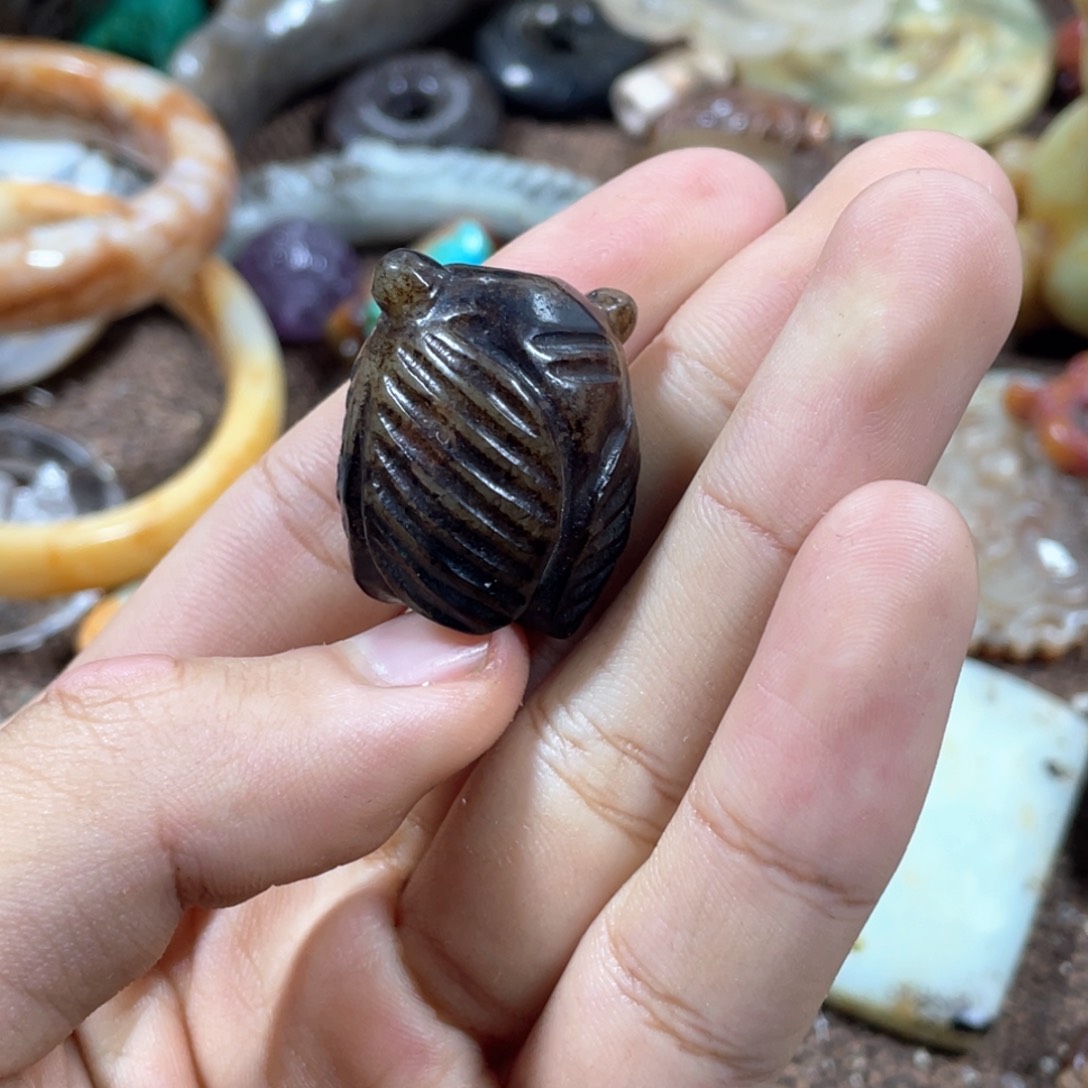 未镶嵌和田玉（糖玉）挂件龍**下