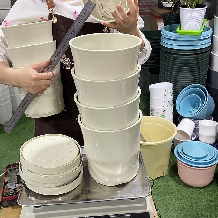 竹节米白色口16.8高17带拖4只