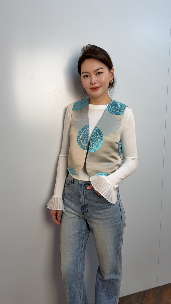 新款湖蓝色团花马甲