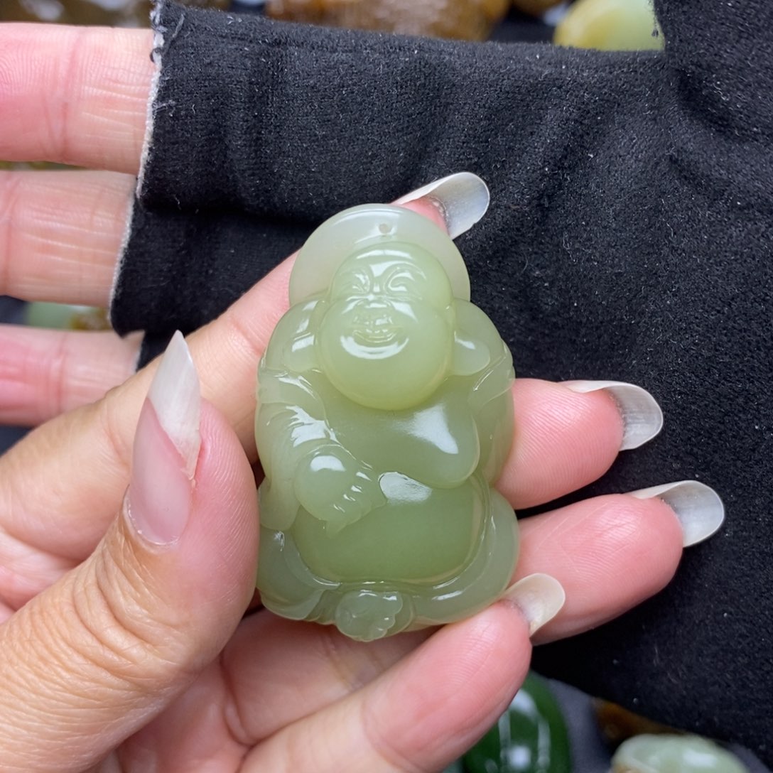 和田玉未镶嵌挂件