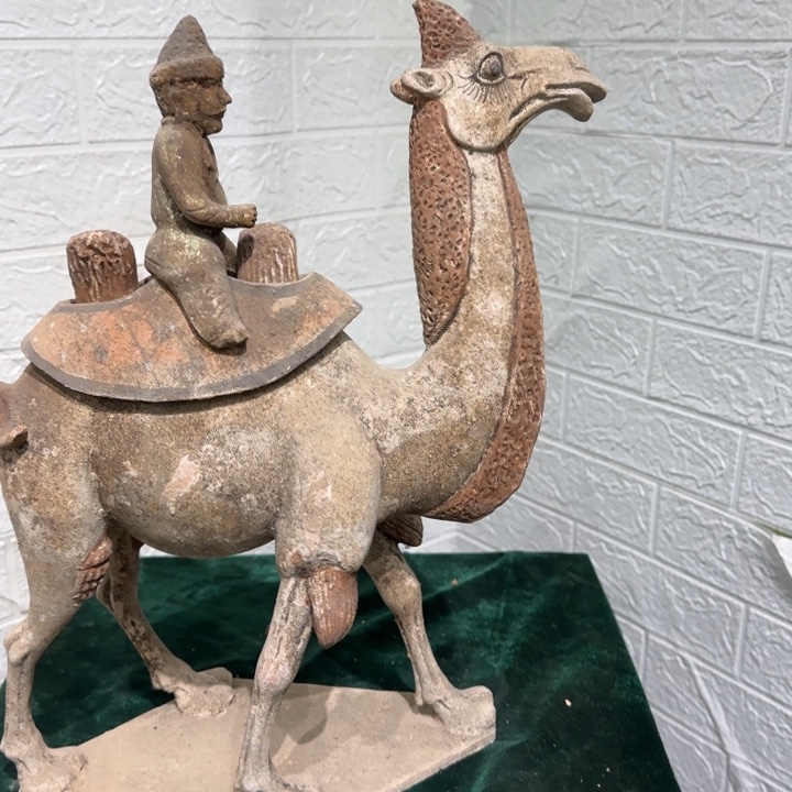 翁***摆件唐三彩陶瓷摆件