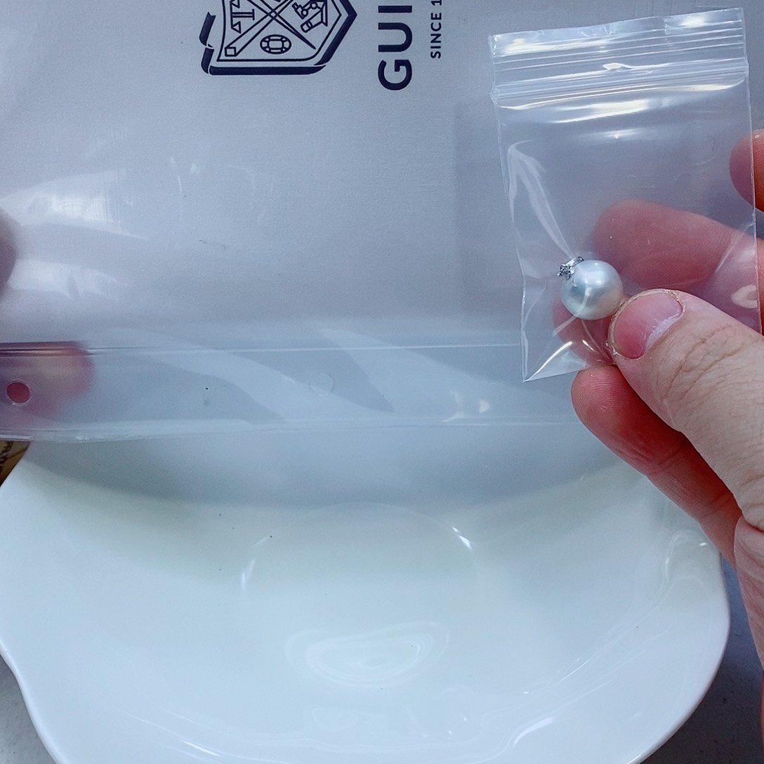 海水珍珠颈饰18K金镶嵌