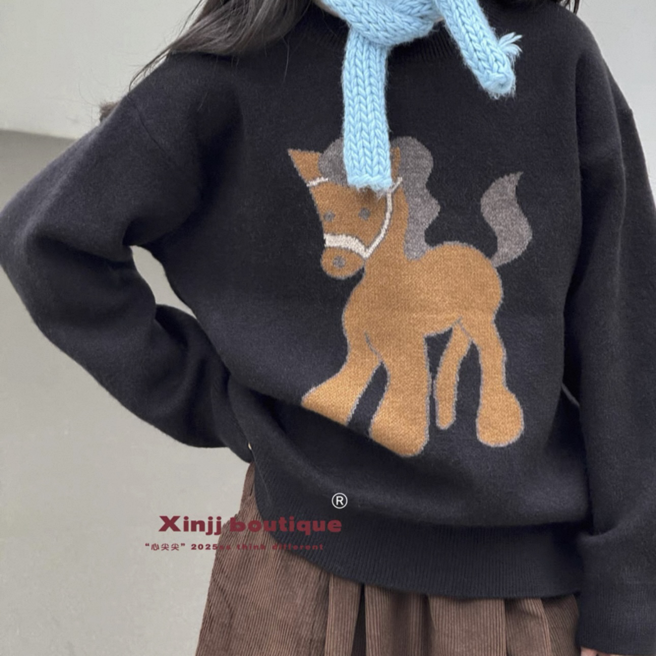 660儿童小马圆领毛衣