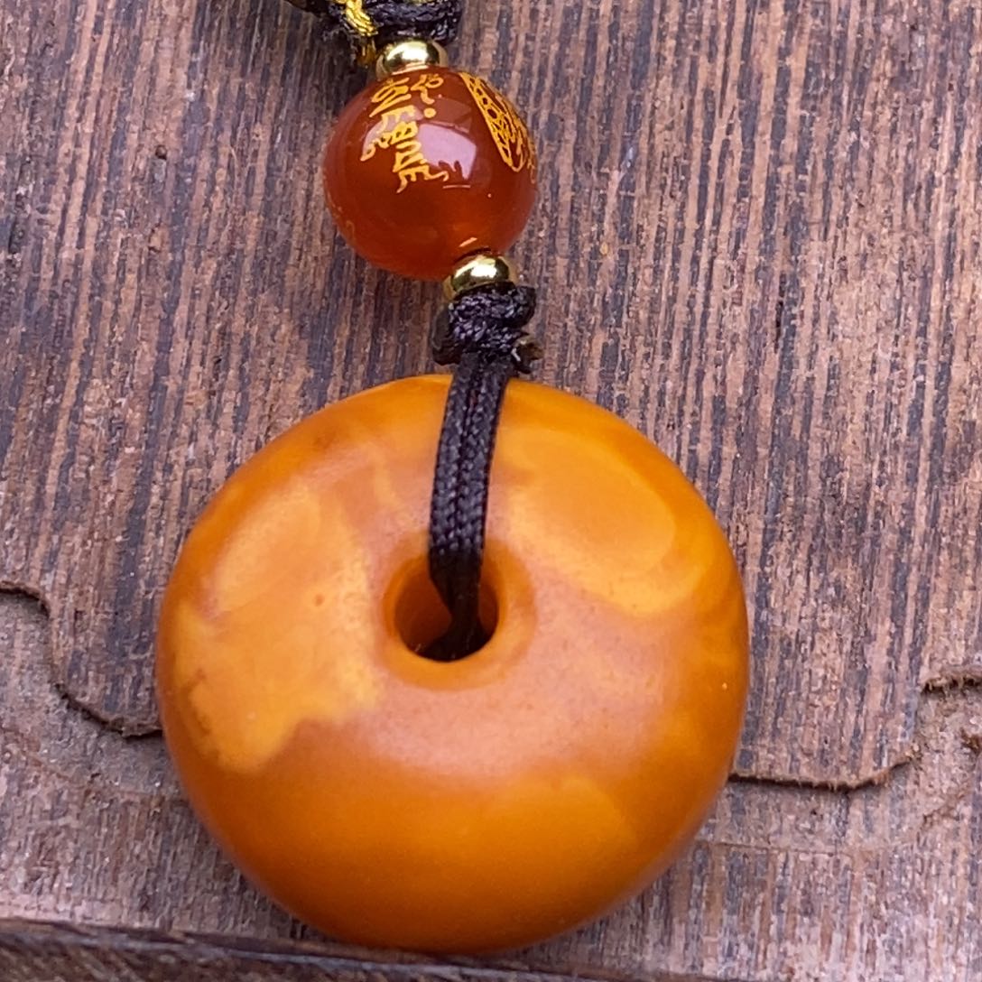 蜜蜡珠宝奇石未镶嵌