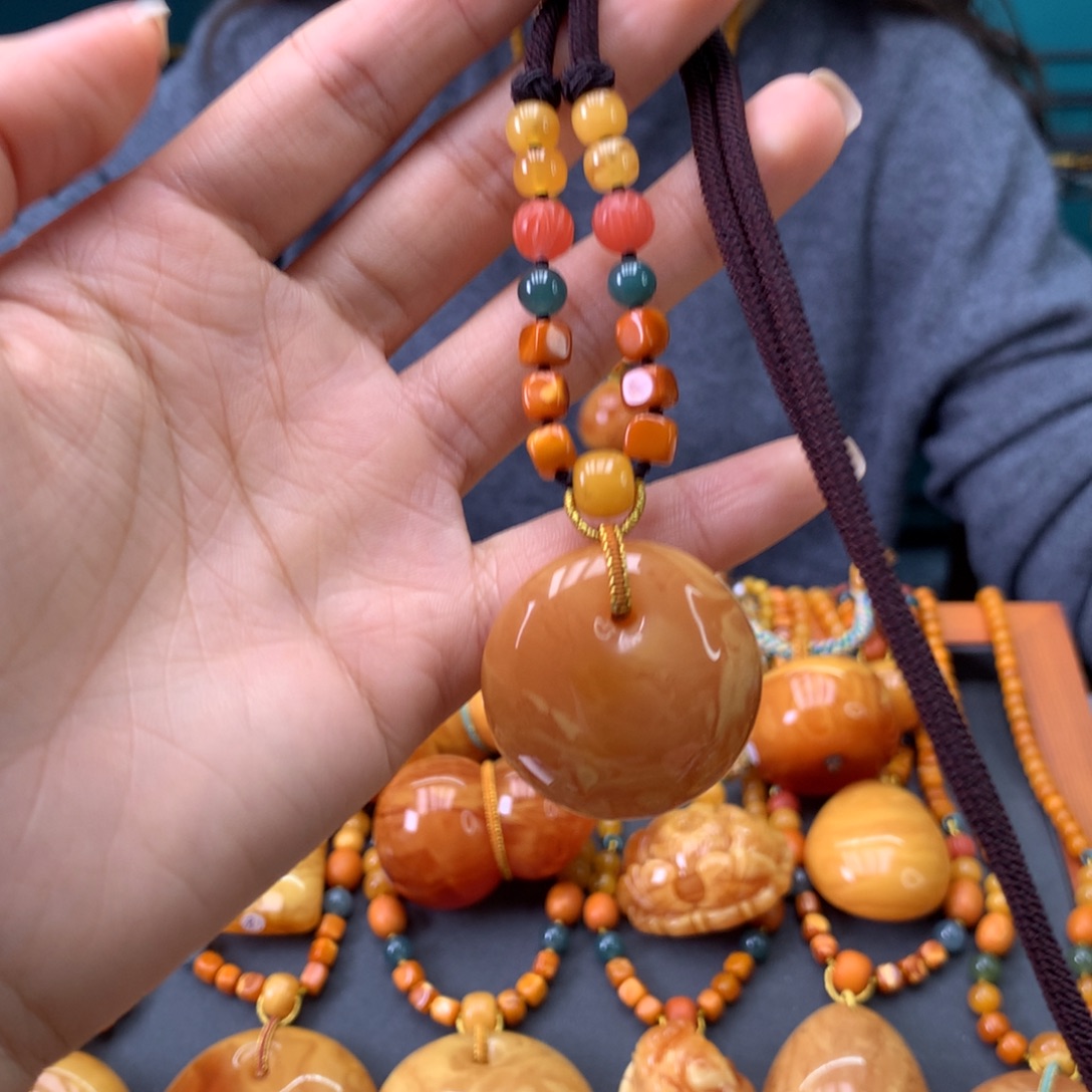 蜜蜡未镶嵌颈饰天然